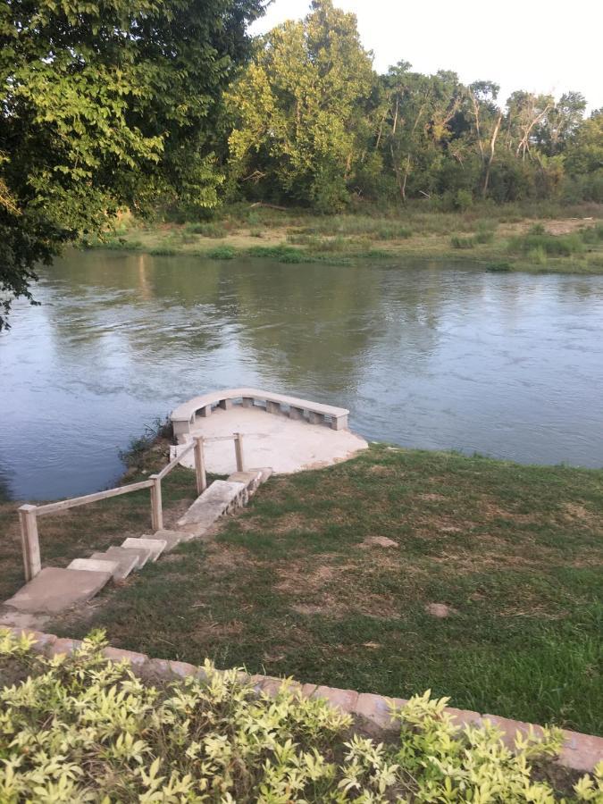 The Perry Riverhouse Bastrop Esterno foto