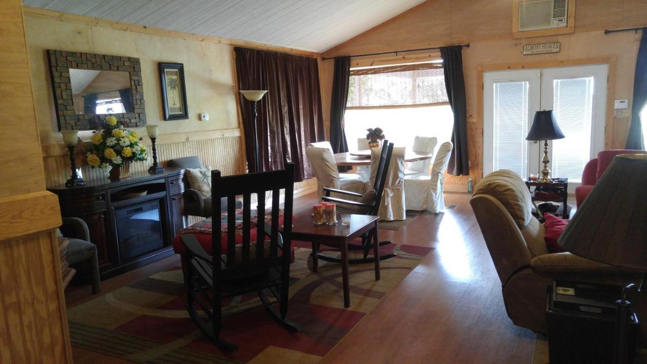 The Perry Riverhouse Bastrop Esterno foto